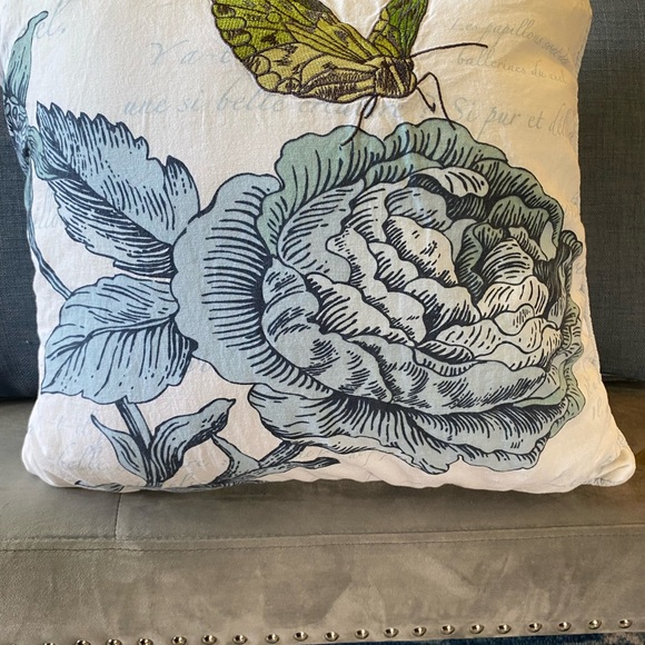 BLOWOUT SALE Nicole miller home🦚 - Picture 4 of 11